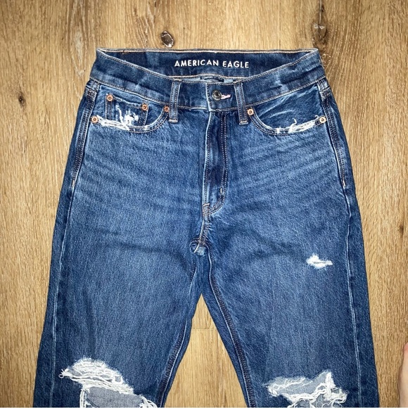 American Eagle Women’s Ex Boyfriend Relaxed Fit Jeans Distressed Size 00 Short - Picture 3 of 12